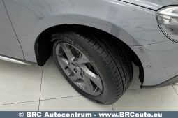 Volvo V40 Cross Country 2.0 Automatas 2016 full