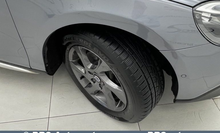 Volvo V40 Cross Country 2.0 Automatas 2016 full