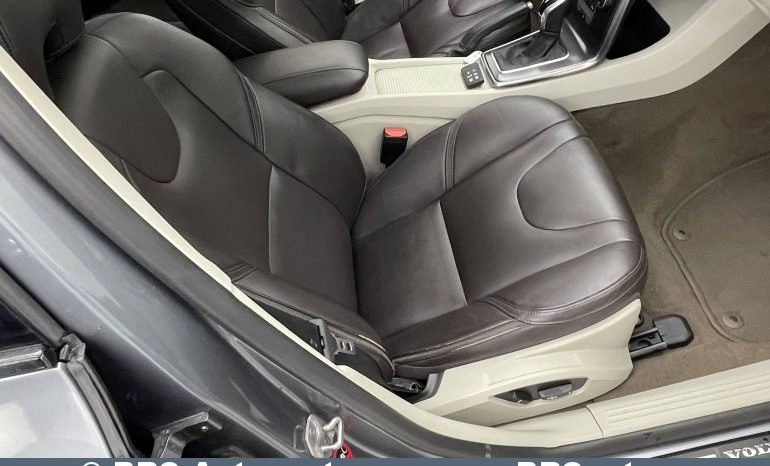 Volvo V40 Cross Country 2.0 Automatas 2016 full