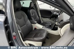Volvo V40 Cross Country 2.0 Automatas 2016 full