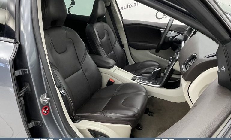 Volvo V40 Cross Country 2.0 Automatas 2016 full