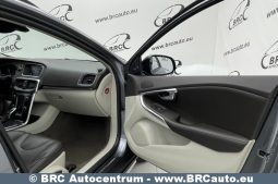 Volvo V40 Cross Country 2.0 Automatas 2016 full