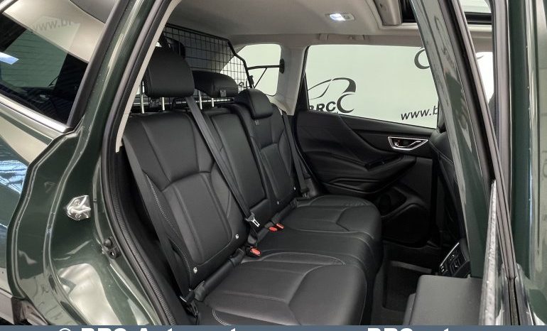 Subaru Forester 2.0 e-boxer Hybrid Symmetrical AWD 2023 full