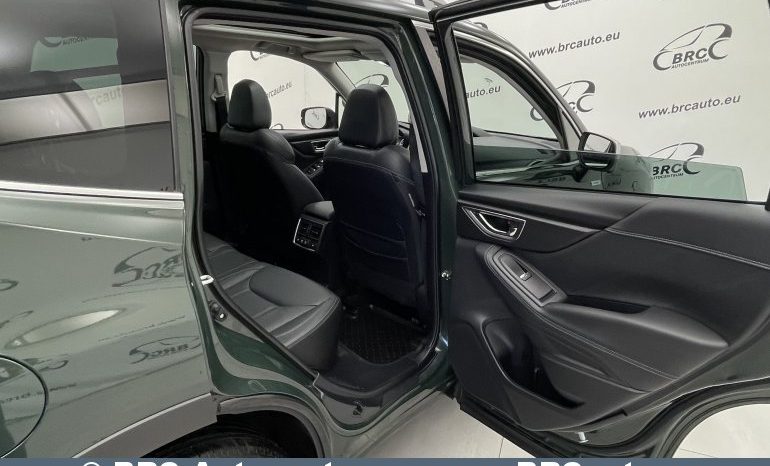 Subaru Forester 2.0 e-boxer Hybrid Symmetrical AWD 2023 full