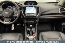 Subaru Forester 2.0 e-boxer Hybrid Symmetrical AWD 2023 full