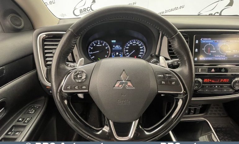 Mitsubishi Outlander 2.0 CVT 4WD Automatas 2019 full
