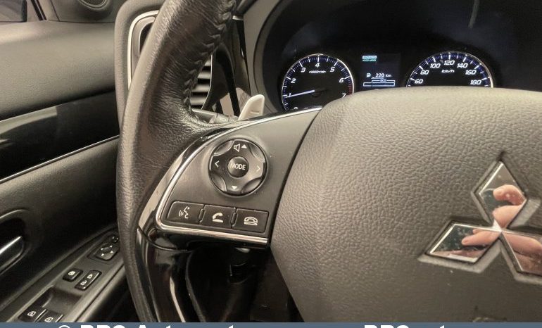 Mitsubishi Outlander 2.0 CVT 4WD Automatas 2019 full
