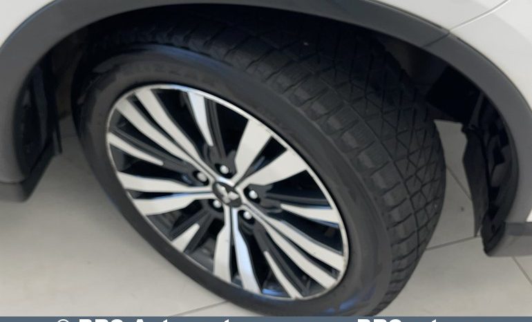 Mitsubishi Outlander 2.0 CVT 4WD Automatas 2019 full