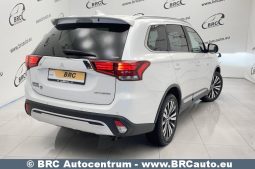 Mitsubishi Outlander 2.0 CVT 4WD Automatas 2019 full