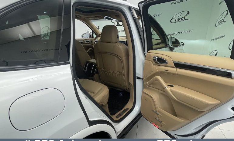 Porsche Cayenne 3.6 V6 Automatas 2016 full