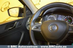 Skoda Rapid 1.6 TDI DSG Spaceback Ambiente 2013 full