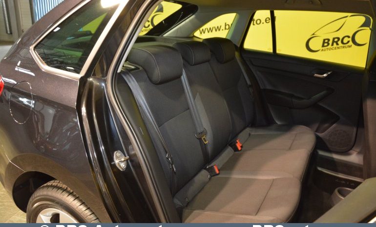 Skoda Rapid 1.6 TDI DSG Spaceback Ambiente 2013 full