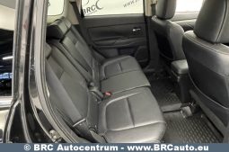 Mitsubishi Outlander 2.2 DiD Instyle 4WD Automatas 2015 full