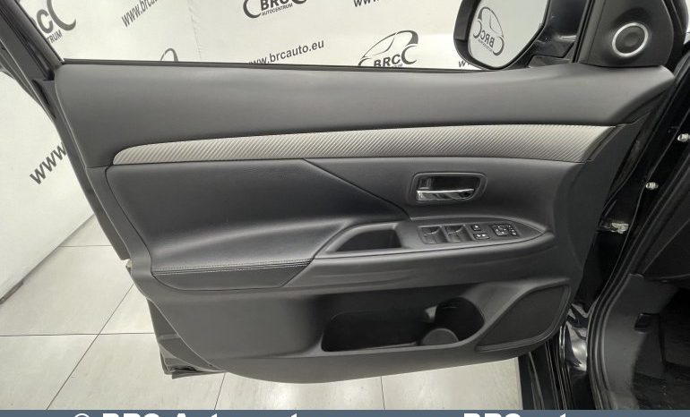 Mitsubishi Outlander 2.2 DiD Instyle 4WD Automatas 2015 full