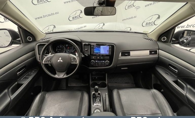 Mitsubishi Outlander 2.2 DiD Instyle 4WD Automatas 2015 full