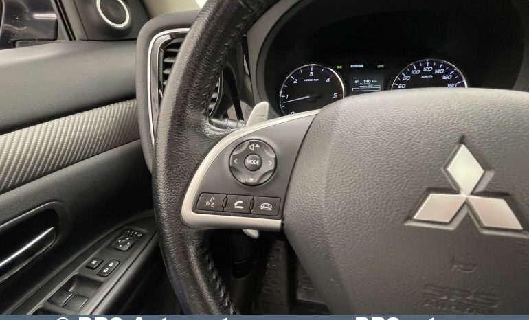 Mitsubishi Outlander 2.2 DiD Instyle 4WD Automatas 2015 full