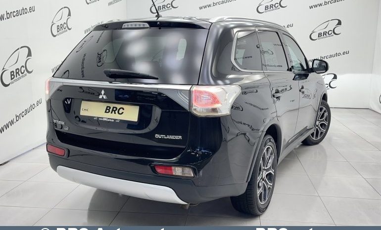 Mitsubishi Outlander 2.2 DiD Instyle 4WD Automatas 2015 full