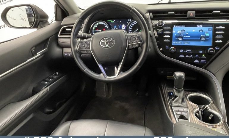 Toyota Camry Sedan 2.5 Hybrid Executive e-CVT 2019 full