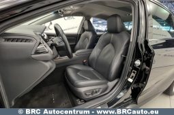 Toyota Camry Sedan 2.5 Hybrid Executive e-CVT 2019 full