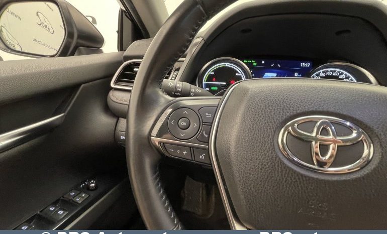 Toyota Camry Sedan 2.5 Hybrid Executive e-CVT 2019 full