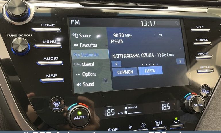Toyota Camry Sedan 2.5 Hybrid Executive e-CVT 2019 full