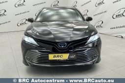 Toyota Camry Sedan 2.5 Hybrid Executive e-CVT 2019 full