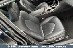 Toyota Camry Sedan 2.5 Hybrid Executive e-CVT 2019