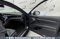 Toyota Camry Sedan 2.5 Hybrid Executive e-CVT 2019 full