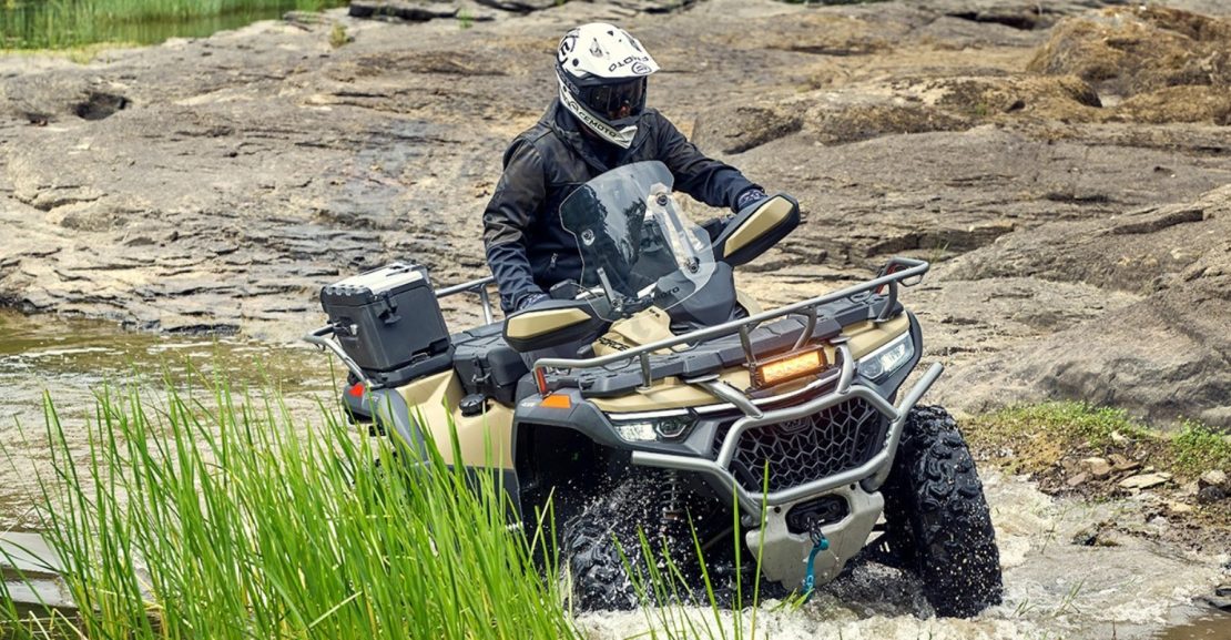 CFMoto CForce 1000 Overland keturratis (Gamintojo nuotr.)