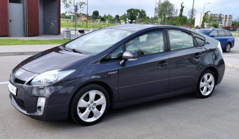Toyota Prius 2010 full