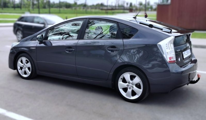 Toyota Prius 2010 full