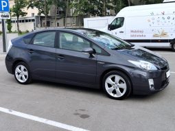 Toyota Prius 2010 full