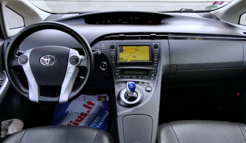 Toyota Prius 2010 full