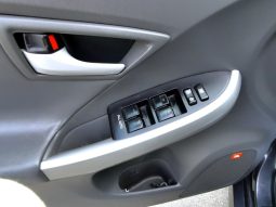 Toyota Prius 2010 full