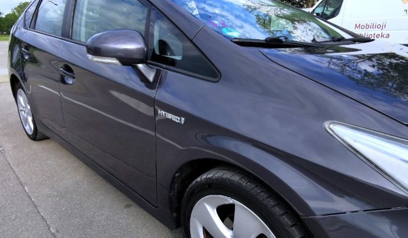 Toyota Prius 2010 full