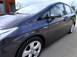 Toyota Prius 2010 full