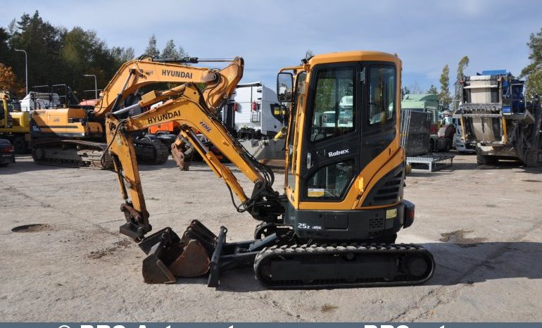 Hyundai R25Z-9AK !Gamyklinė garantija! 2018 full