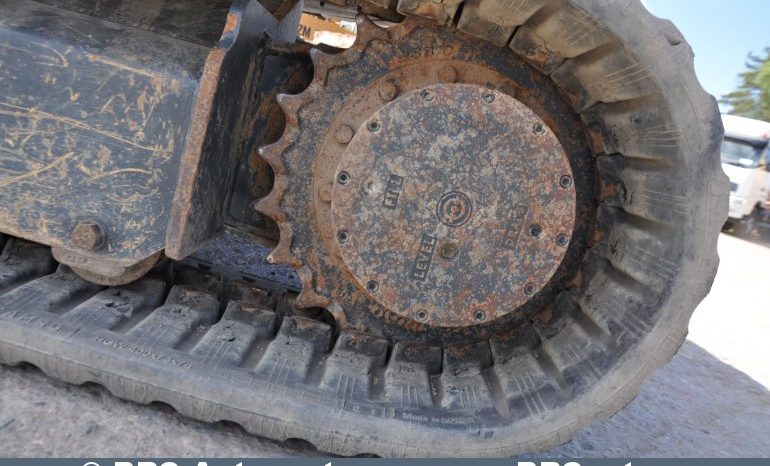Hyundai R60CR-9A Rototilt 2015 full