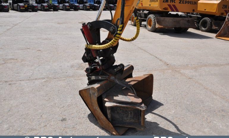 Hyundai R60CR-9A Rototilt 2015 full