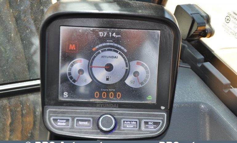 Hyundai R60CR-9A Rototilt 2015 full