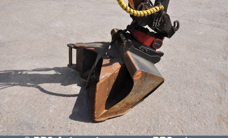 Hyundai R60CR-9A Rototilt 2015 full