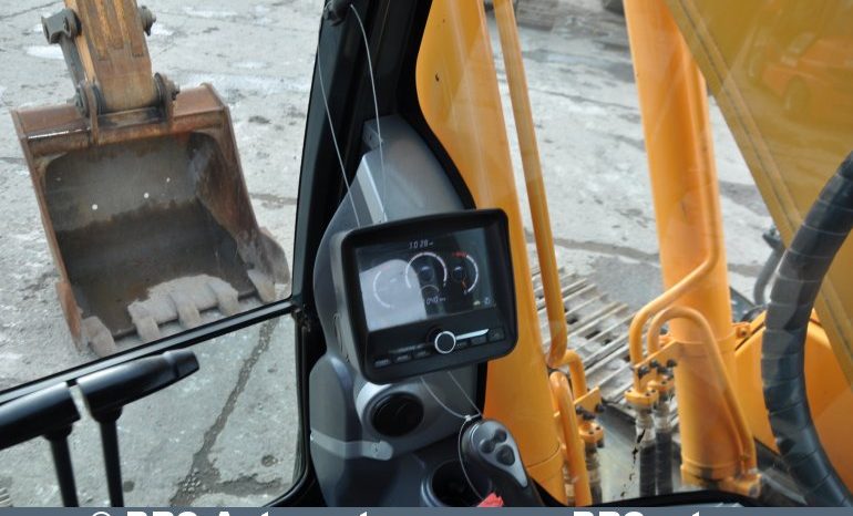 Hyundai R220LC-9S garantija 2017 full