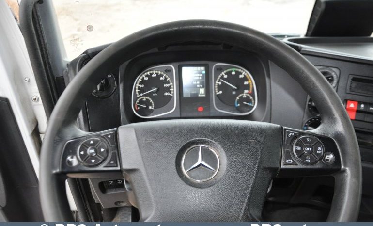 Mercedes-Benz Atego  2017 full
