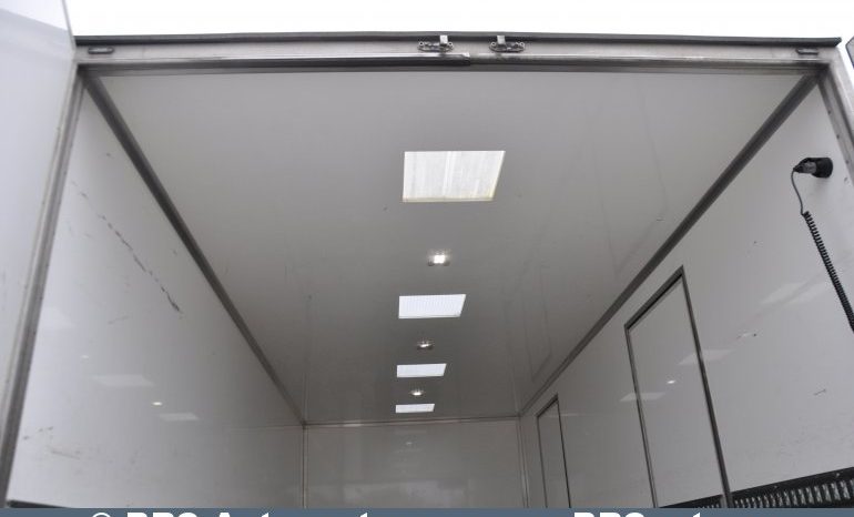 Mercedes-Benz Atego  2017 full