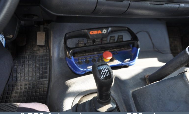 Mercedes-Benz Atego 4×4 CFA HIAB 095-3 2000 full