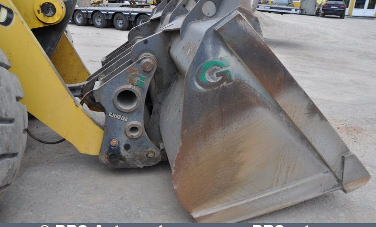 New Holland W270B  2007 full