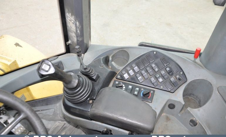 New Holland W270B  2007 full