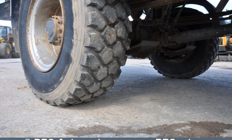 Renault Midlum 220 4X4 2006 full