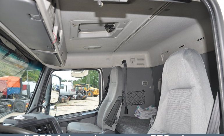 Volvo FM9  2002 full