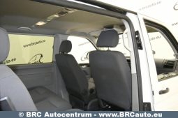 Volkswagen Caravelle 2.0 TDI CR 2015 full